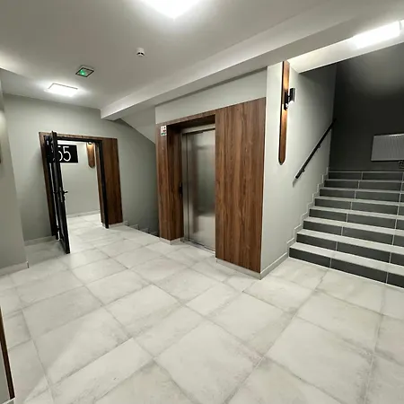 Czerwonych Kosynierow 7 * Płock